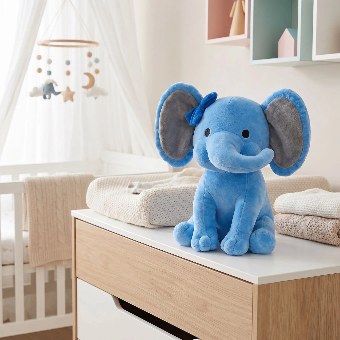 doudou-elephant-bleu-pour-fille-tout-doux