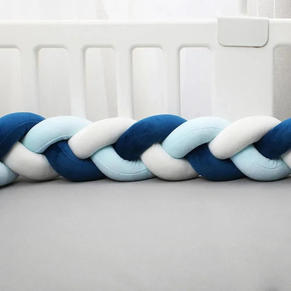 Garde-corps tressé bleu et blanc pour lit bébé, doux et sécurisant - Nanoukid