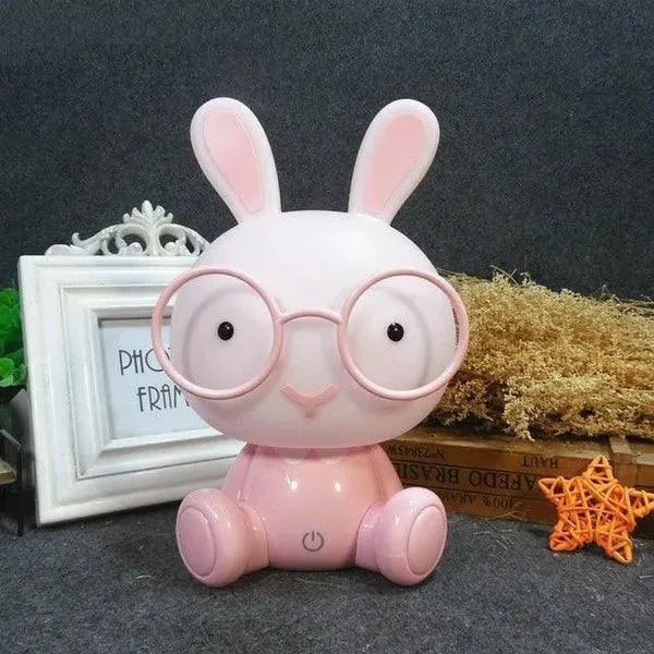 Veilleuse lapin rose avec lunettes, douce lumière pour le sommeil de bébé - Nanoukid