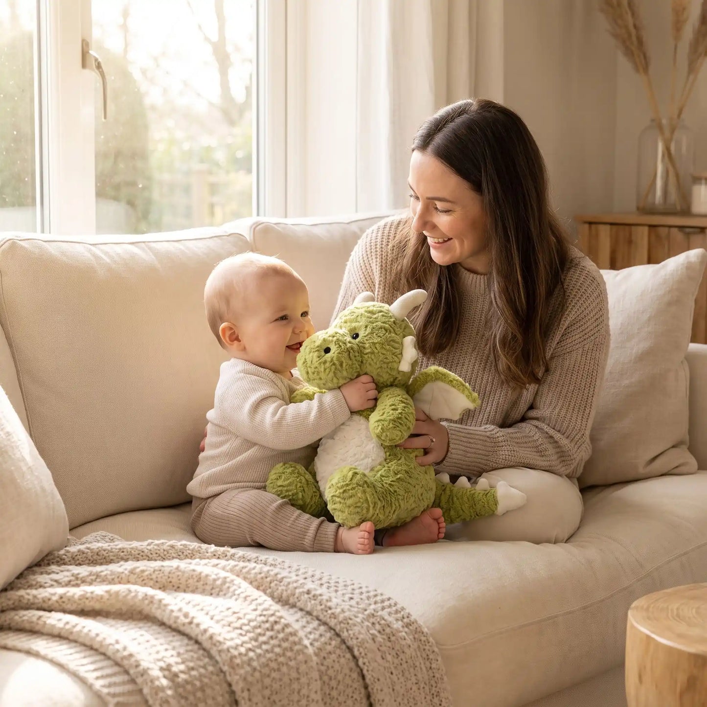 bebe peluche verte dragon avec maman
