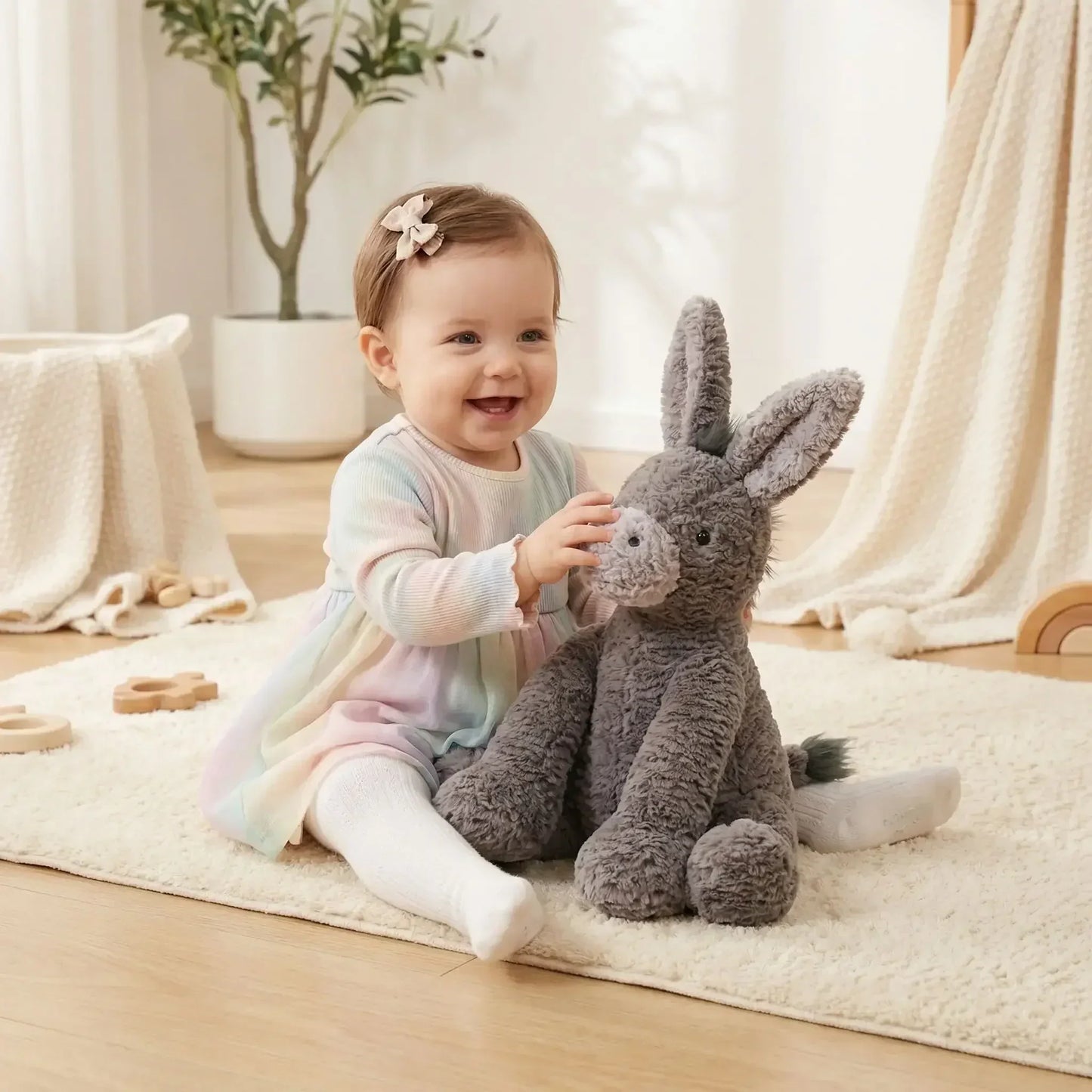 doudou-ane-gris-adorable_a2f7218f-3367-41a7-9594-447b532ce502
