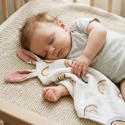 Doudou bébé lapin rassurant 